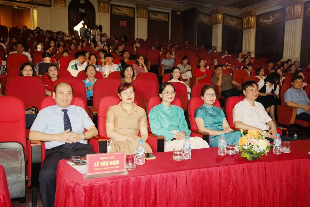 Lan tỏa giá trị văn hóa gia đình qua sân chơi truyền thông
