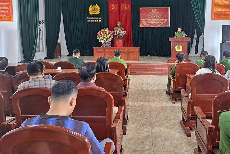 Những cái bẫy trong các hội nhóm tìm việc trên mạng xã hội