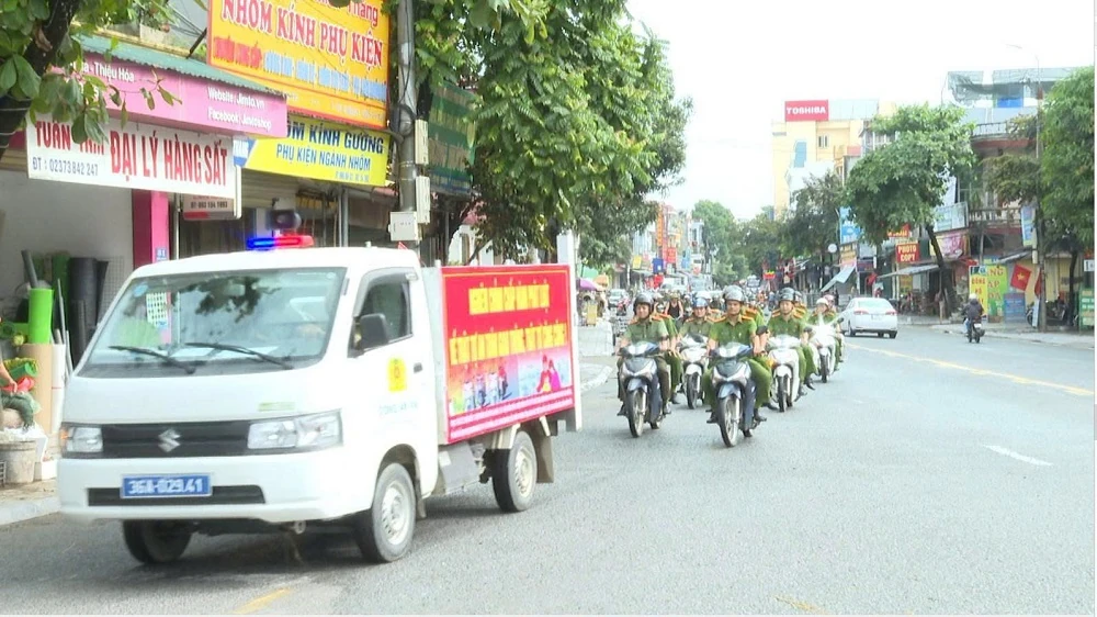 Thiệu Hóa ra quân cao điểm thiết lập trật tự công cộng, hành lang an toàn giao thông