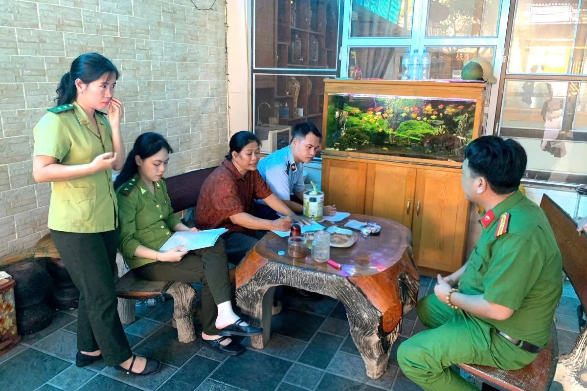 Phát hiện, thu giữ 290 cá thể cò hương cấp đông chờ tiêu thụ