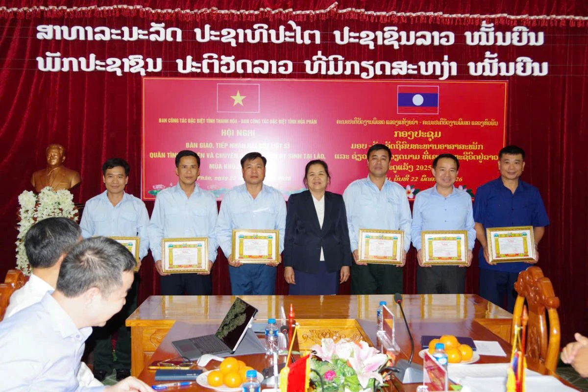 Tìm kiếm, quy tập được 19 hài cốt liệt sĩ hy sinh trên địa bàn tỉnh Hủa Phăn (Lào)