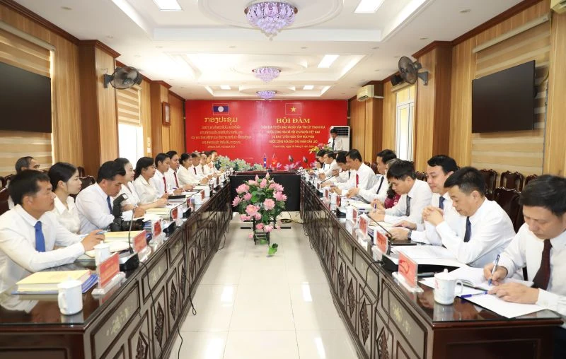 Tiếp tục củng cố, nâng tầm hợp tác lĩnh vực tuyên huấn, tuyên giáo, dân vận giữa hai tỉnh Thanh Hóa - Hủa Phăn