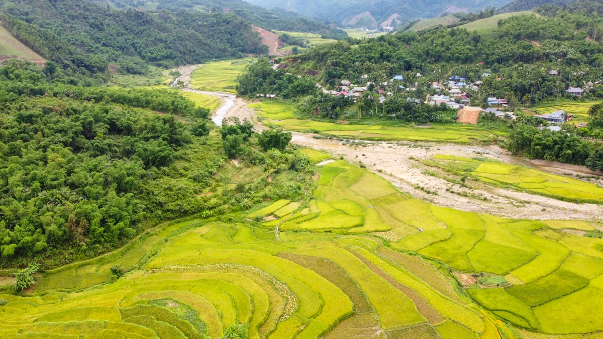 Mường Đeng đẹp như tranh giữa đại ngàn xứ Thanh