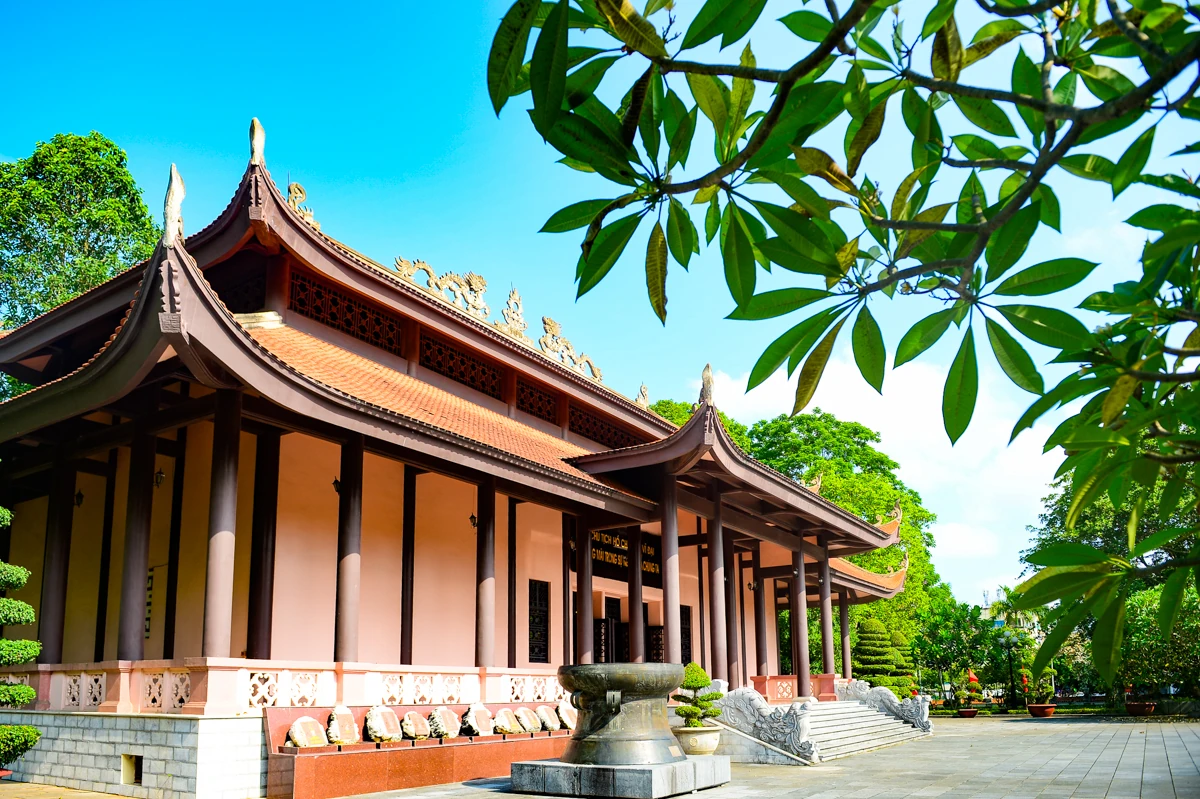Khu tưởng niệm Bác Hồ - điểm đến tháng 5