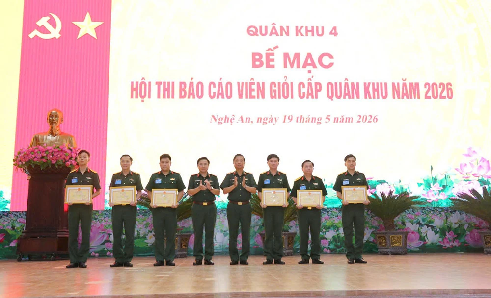 Bộ CHQS tỉnh đoạt giải Nhất Hội thi Báo cáo viên giỏi Quân khu 4