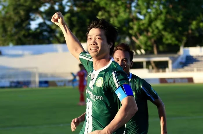 CLB Thanh Hóa tiếp tục bị FIFA cấm chuyển nhượng lần thứ 5 trong năm 2026; Carrick chính thức được bổ nhiệm làm HLV trưởng MU