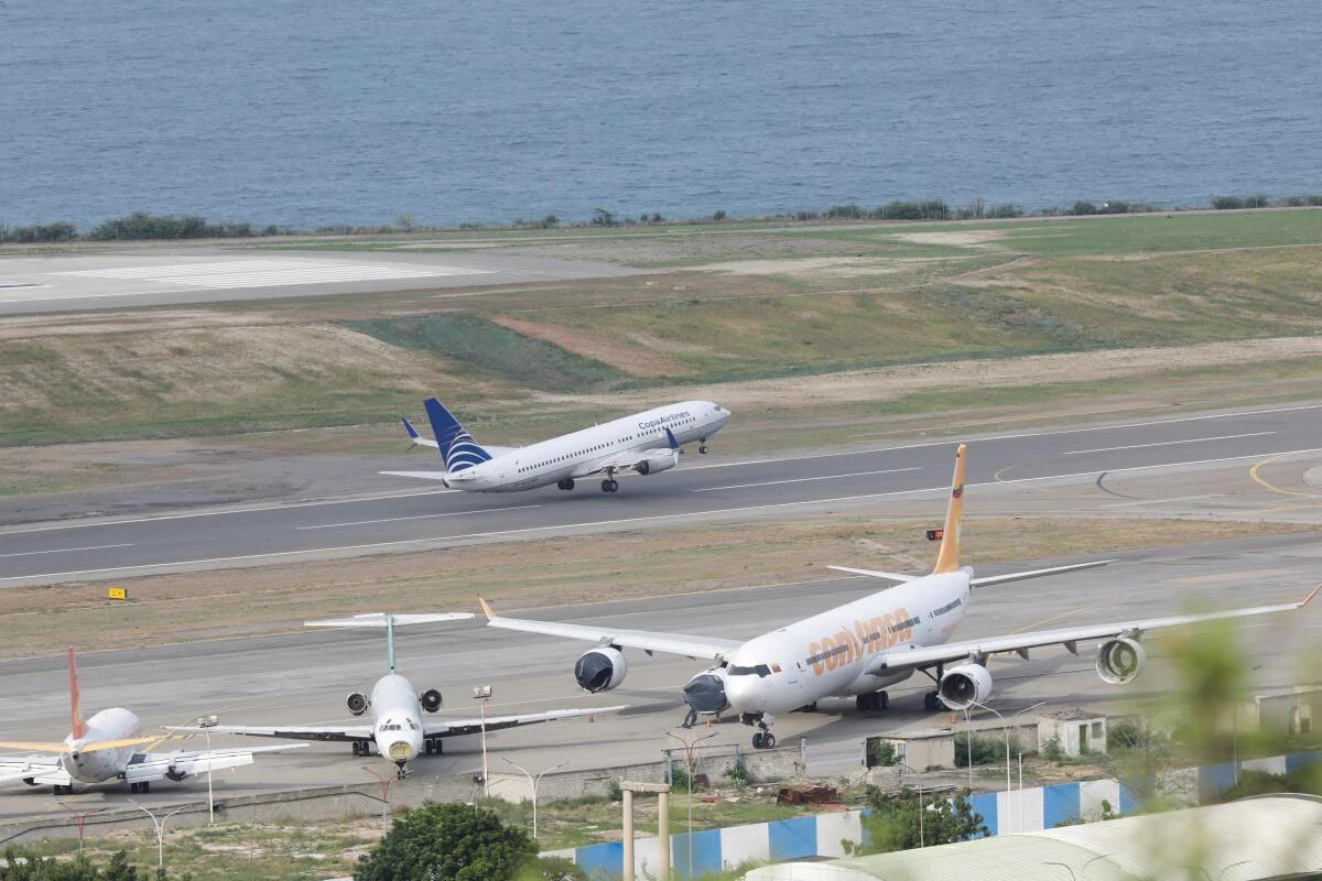 Venezuela đồng ý cho Mỹ diễn tập bay qua không phận Caracas trong hoạt động sơ tán đại sứ quán