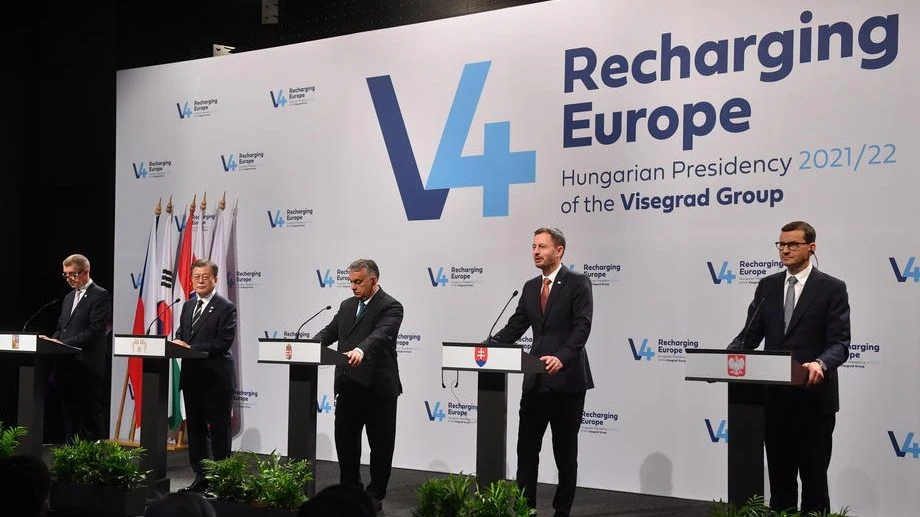 Hungary thúc đẩy thiết lập lại quan hệ với EU và tăng cường hợp tác Trung Âu