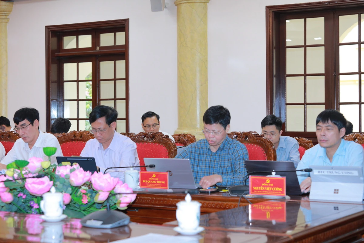 Ban Thường vụ Tỉnh ủy cho ý kiến nhiều nội dung quan trọng về giáo dục, sắp xếp bộ máy và đầu tư phát triển