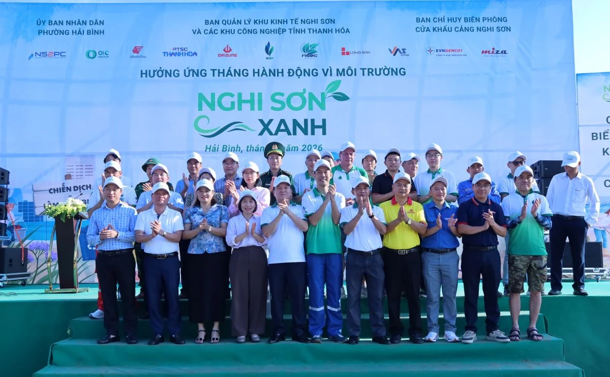 “Nghi Sơn Xanh” 2026: Gần 1.000 người chung tay làm sạch biển