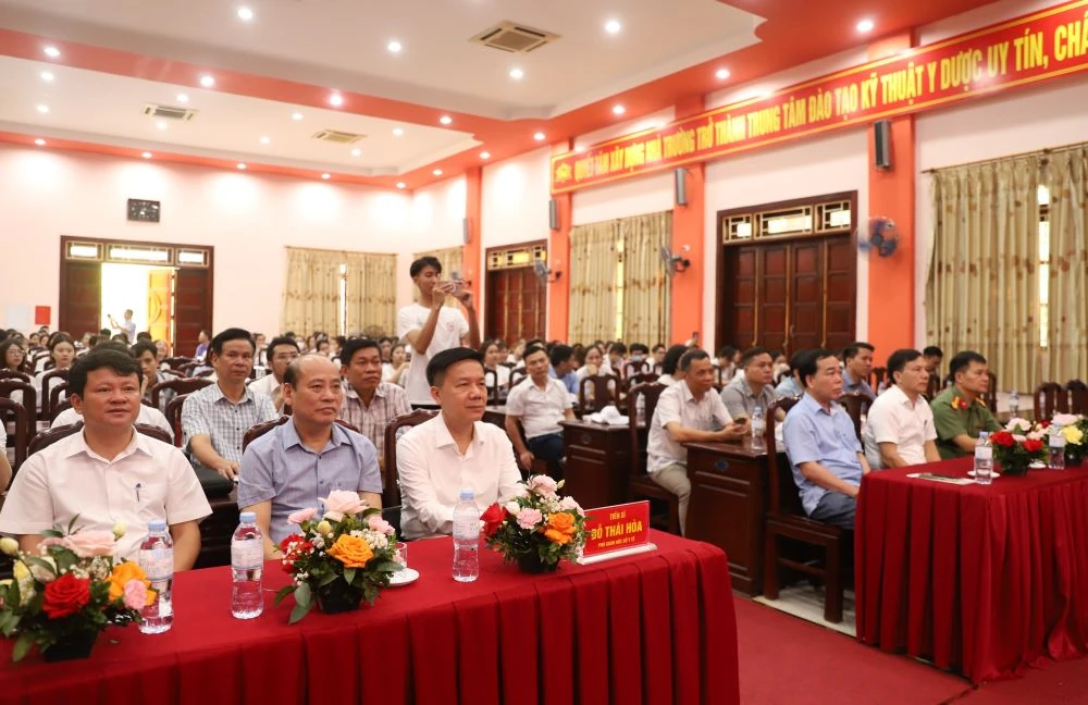 Mít tinh hưởng ứng Ngày Thế giới không thuốc lá và Tuần lễ Quốc gia không thuốc lá năm 2026