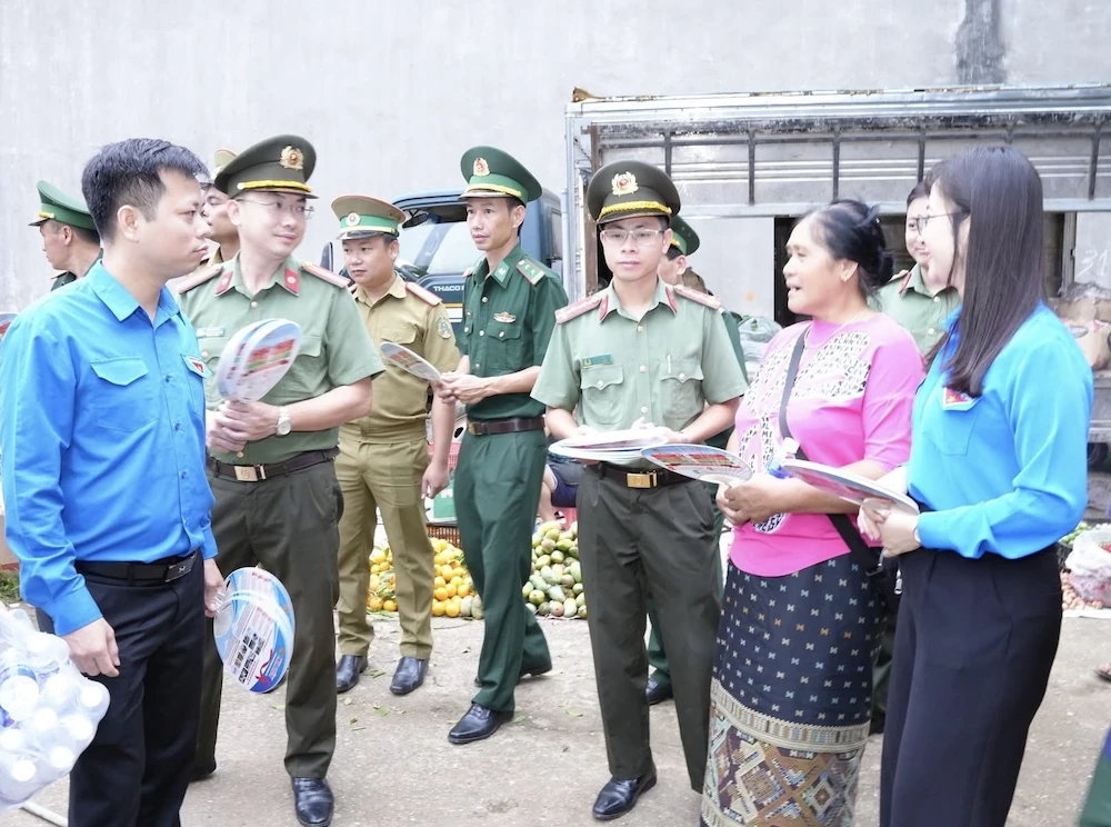 Lan tỏa yêu thương nơi biên cương, chăm sóc sức khỏe nhân dân xã Na Mèo