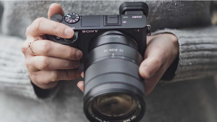 Máy ảnh Fujifilm màu Film đẹp như mơ – Nhưng dân chuyên vẫn chọn máy ảnh Sony để kiếm tiền?
