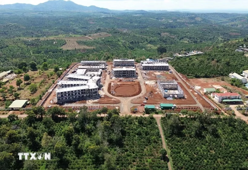 Triển khai chiến dịch 100 ngày đêm hoàn thành 100 trường nội trú xã biên giới