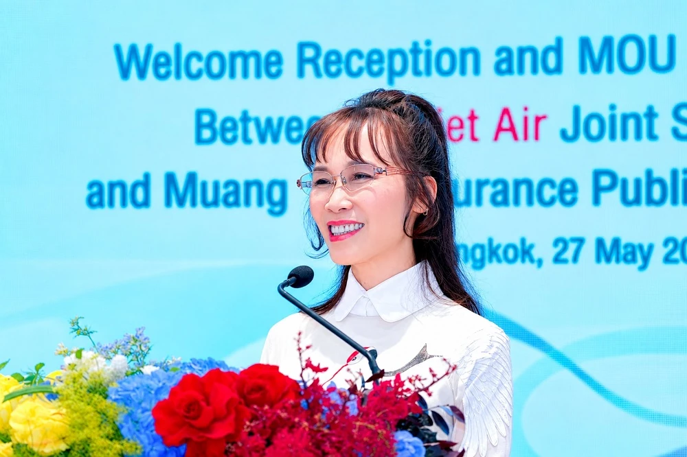 Madam Pang và Tiến sĩ Nguyễn Thị Phương Thảo đồng hành vì bóng đá và tình hữu nghị Việt Nam – Thái Lan