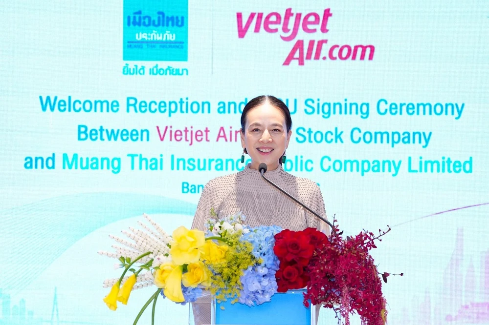 Madam Pang và Tiến sĩ Nguyễn Thị Phương Thảo đồng hành vì bóng đá và tình hữu nghị Việt Nam – Thái Lan