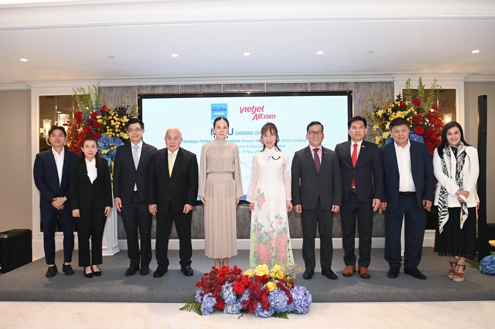 Madam Pang và Tiến sĩ Nguyễn Thị Phương Thảo đồng hành vì bóng đá và tình hữu nghị Việt Nam – Thái Lan