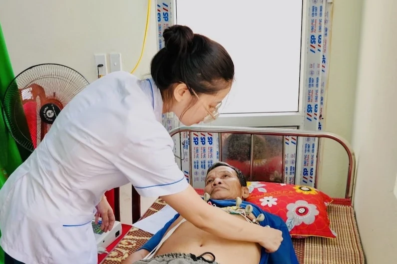 Lan tỏa yêu thương nơi biên cương, chăm sóc sức khỏe nhân dân xã Na Mèo
