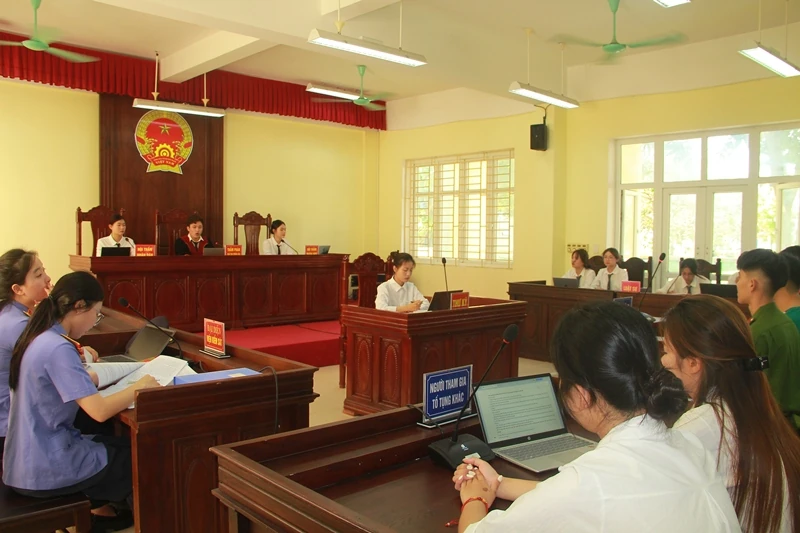 Sôi nổi hội thi Rèn nghề Luật năm học 2025-2026
