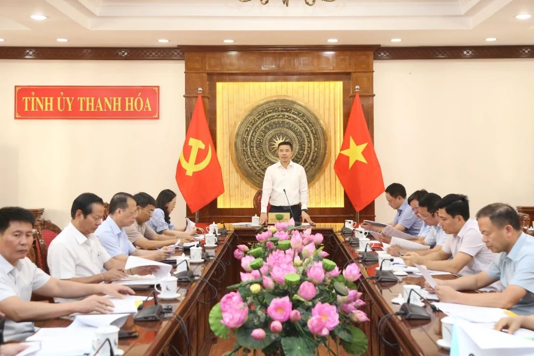Thực hiện tốt nhiệm vụ sắp xếp thôn, tổ dân phố để gần dân, sát dân, phục vụ Nhân dân tốt hơn