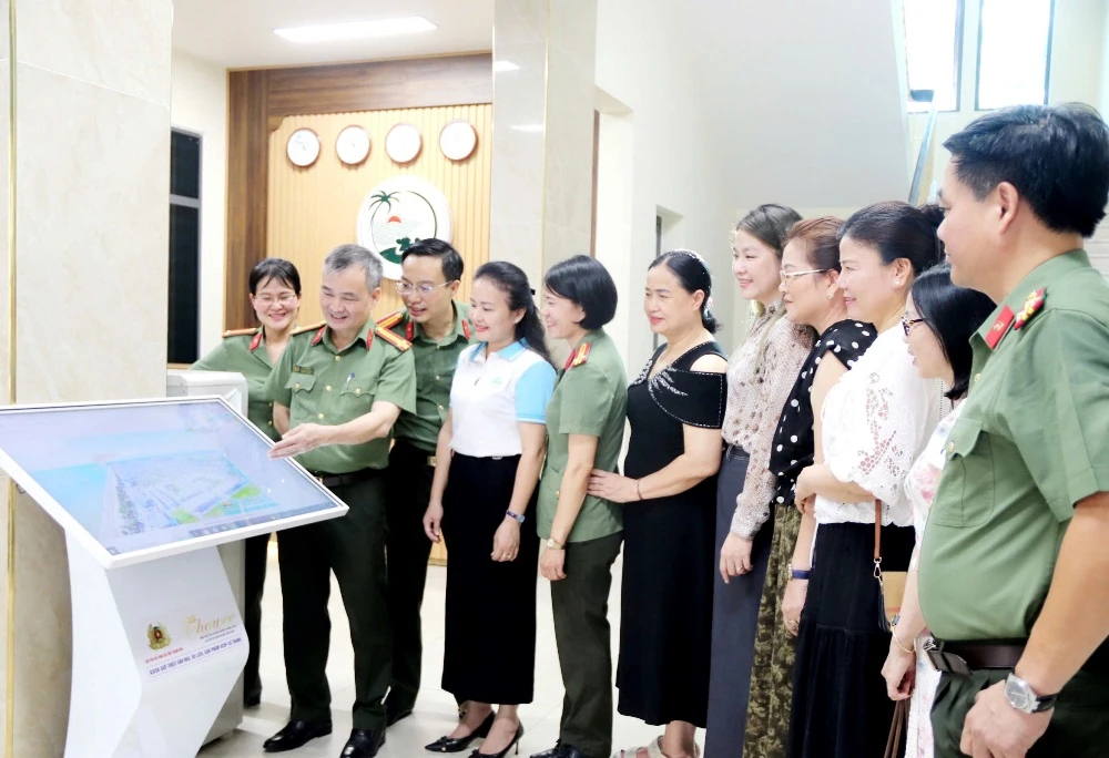 Ra mắt Kiosk giới thiệu văn hóa, du lịch, sản phẩm OCOP xứ Thanh