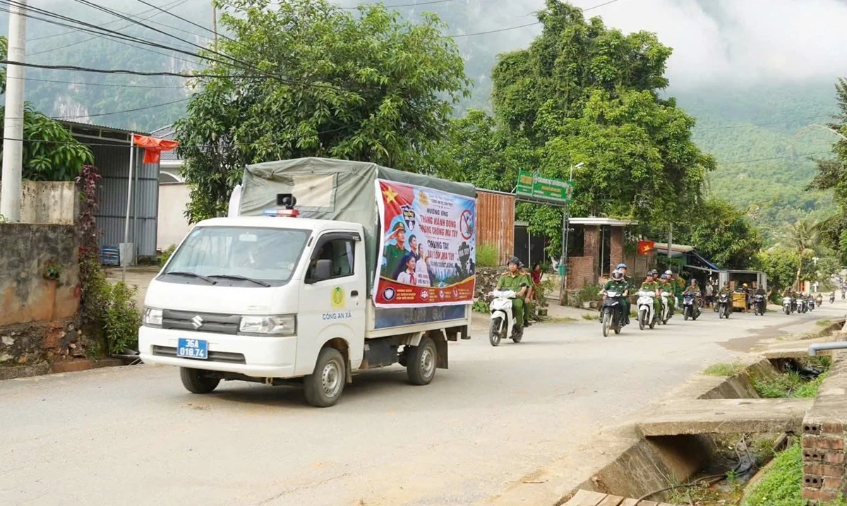 Đồng loạt ra quân thực hiện Tháng cao điểm phòng, chống ma túy
