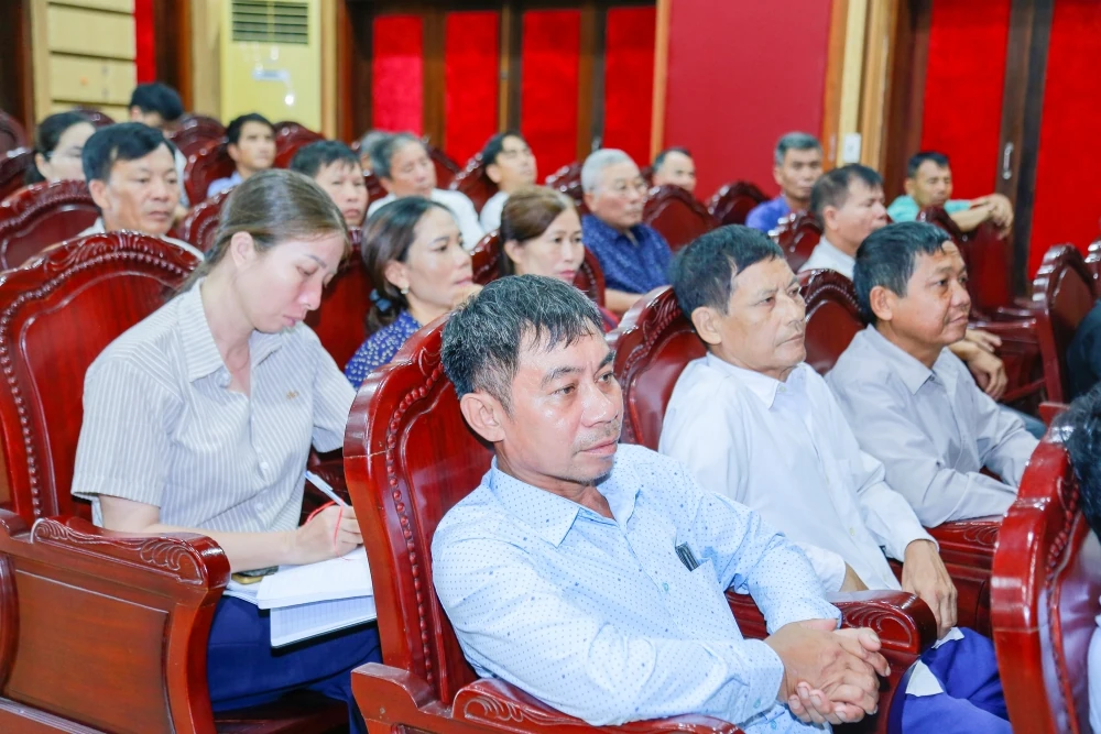 Đại biểu HĐND tỉnh tiếp xúc cử tri các xã Vĩnh Lộc, Tây Đô