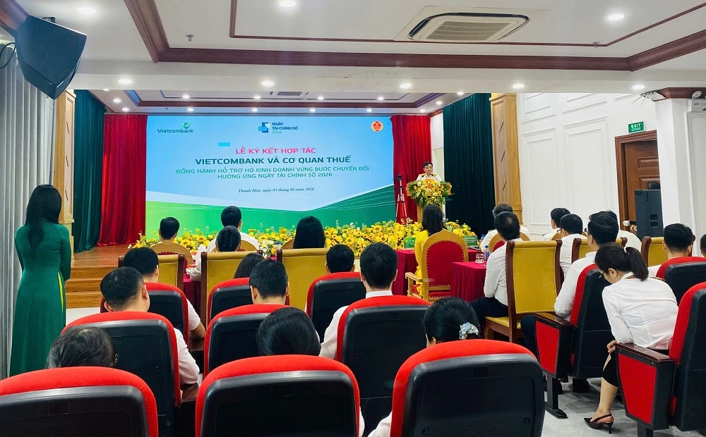 Ngành Thuế và Vietcombank cùng hỗ trợ hộ kinh doanh vững bước chuyển đổi