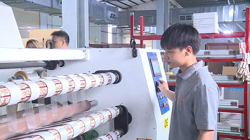 Kinh tế tư nhân - động lực trung tâm để bứt phá trong kỷ nguyên mới (Bài 2): Cải cách hành chính tạo “đòn bẩy” để kinh tế tư nhân bứt phá