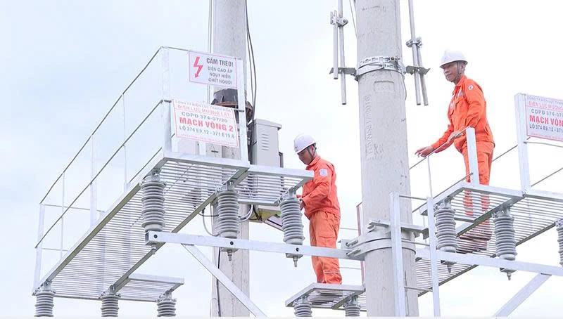Nỗ lực đưa điện về vùng sâu, vùng xa