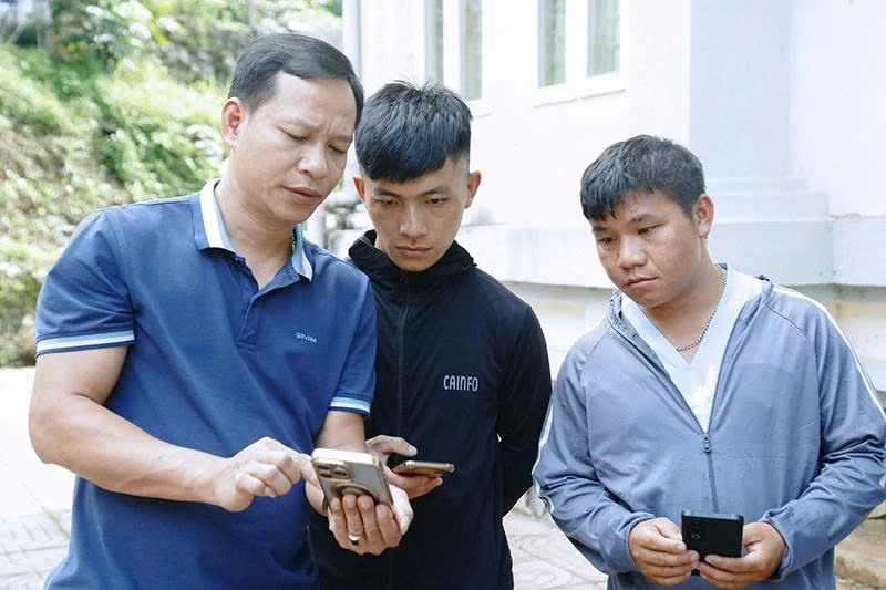 Những “bản số” dưới chân “cổng trời”