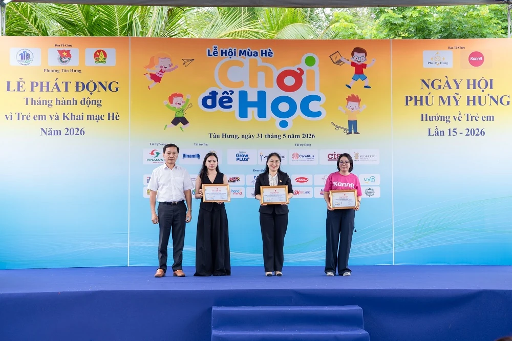 Hàng nghìn trẻ em hào hứng “chơi để học” cùng Vinamilk tại Phú Mỹ Hưng