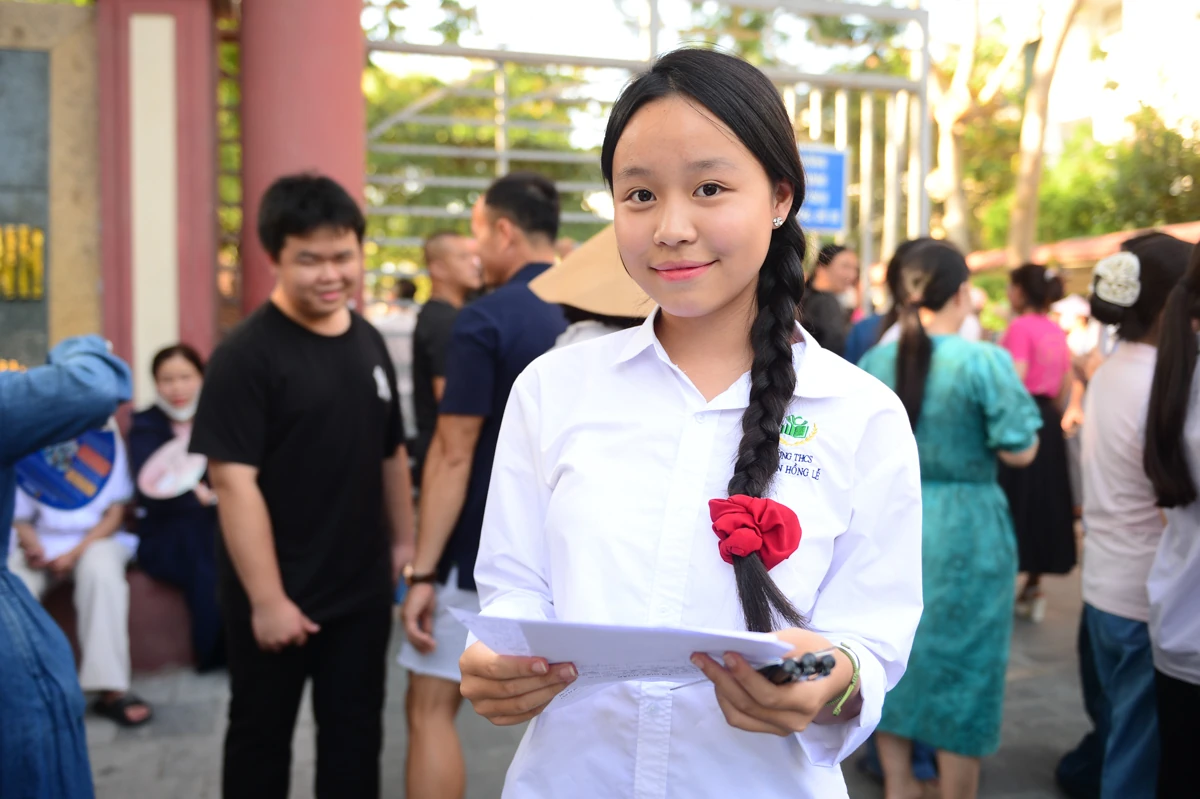 Hơn 1.300 thí sinh hoàn thành kỳ thi vào Trường THPT Chuyên Lam Sơn