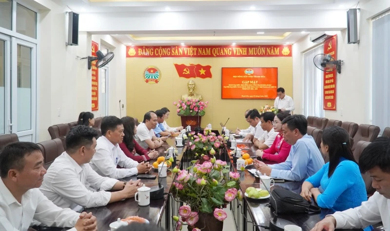 Gặp mặt đoàn đại biểu dự Đại hội Nông dân Việt Nam lần thứ IX