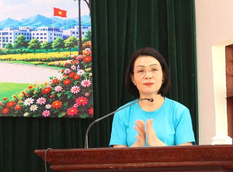 Ra quân hưởng ứng phong trào toàn dân chung tay bảo vệ môi trường