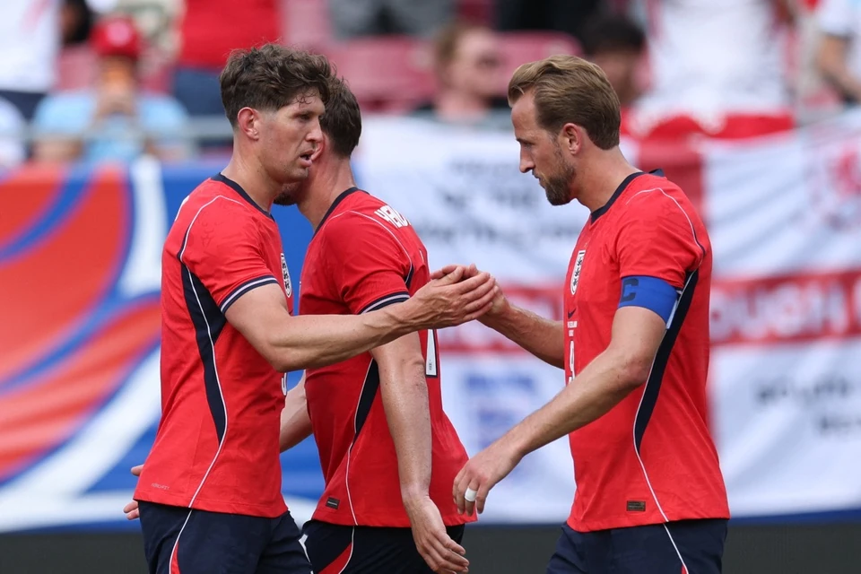 CĐV Thái Lan có nguy cơ không được xem World Cup; Tuyển Anh thắng nhọc New Zealand