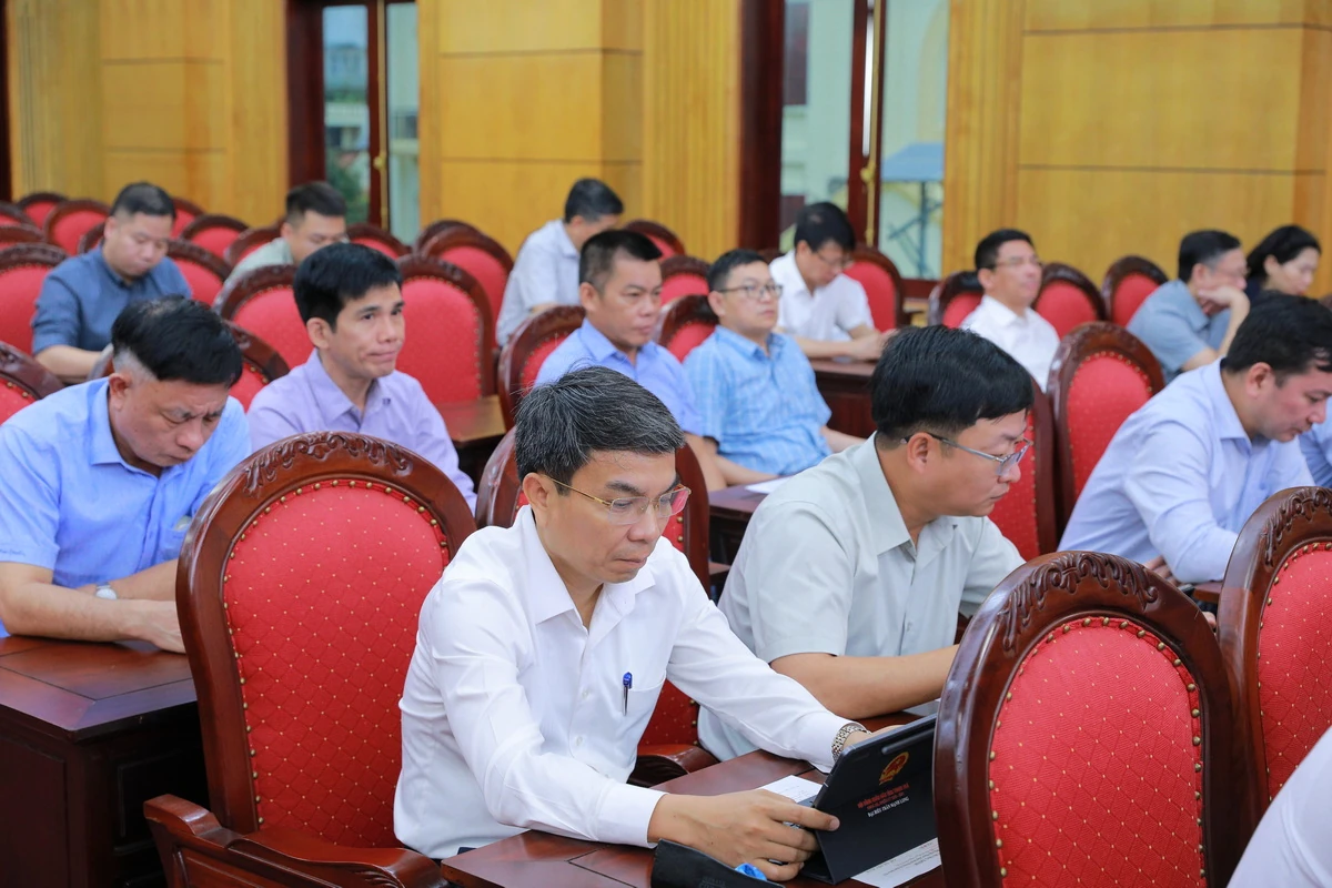 Triển khai đồng bộ, quyết liệt để các thôn, tổ dân phố mới đi vào hoạt động từ 1/7/2026