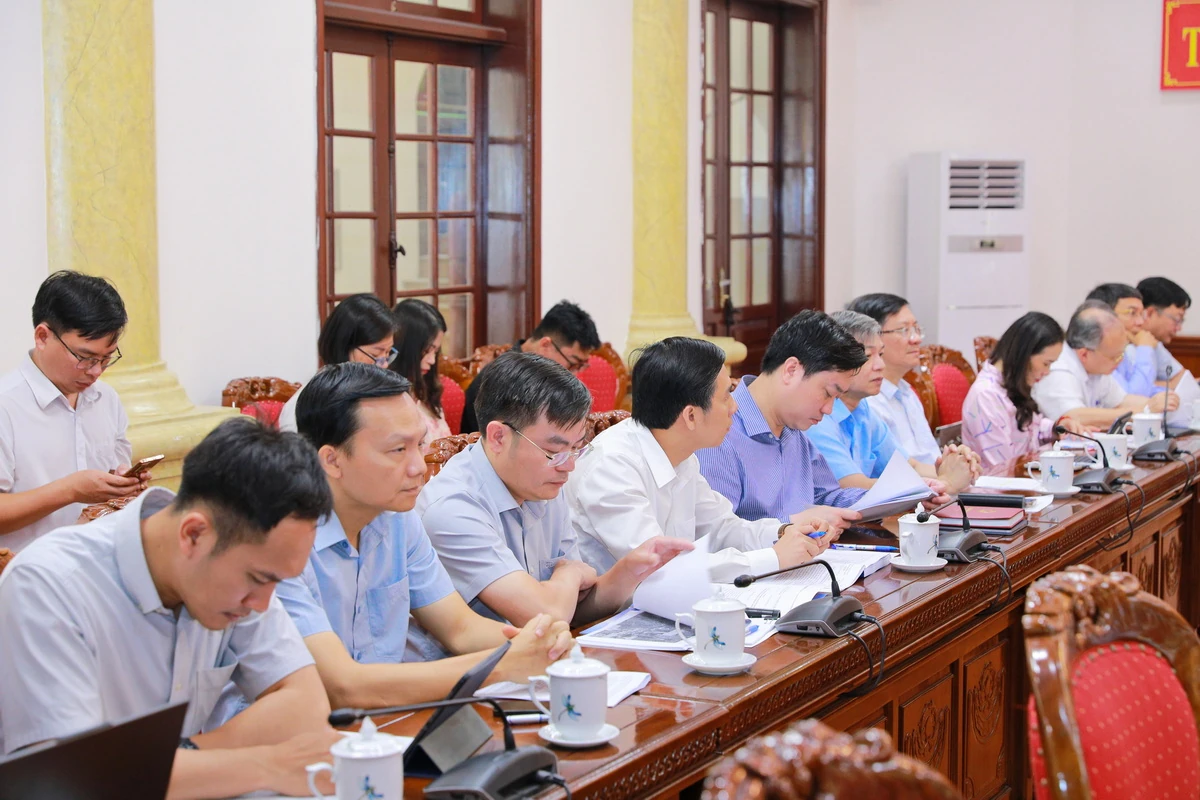 Bí thư Tỉnh ủy Lê Đức Thái: Chỉ triển khai dự án khi bảo đảm nguồn lực, tính khả thi, tránh dàn trải, kéo dài