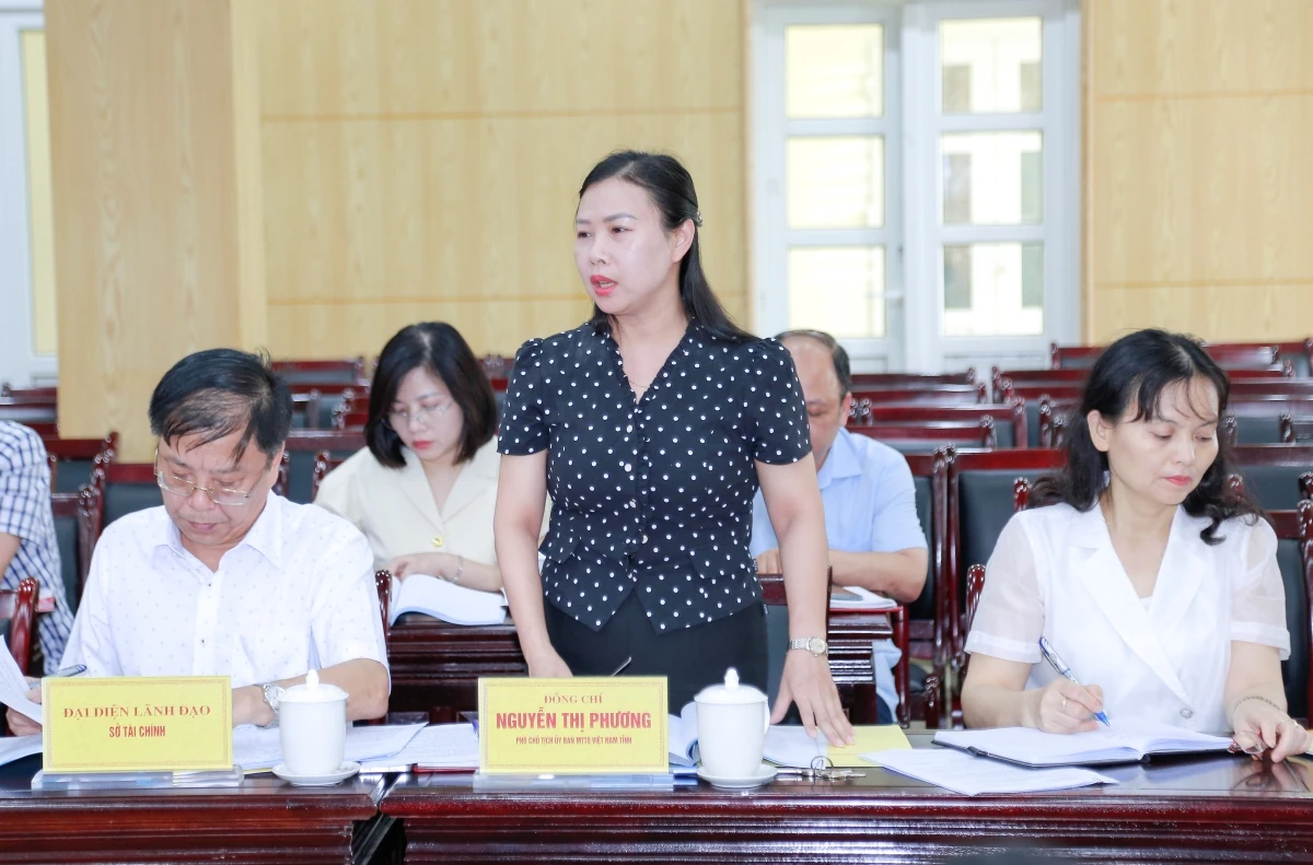 Duyệt chương trình Đại hội đại biểu Hội Chữ thập đỏ tỉnh Thanh Hóa lần thứ XI