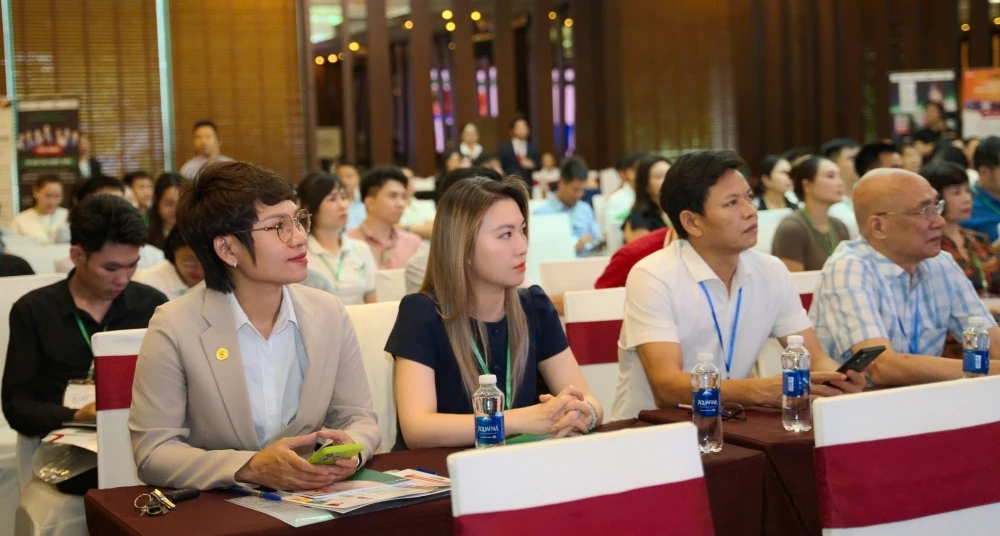 Gần 200 chủ doanh nghiệp vừa và nhỏ tham gia khóa học Giải phóng lãnh đạo