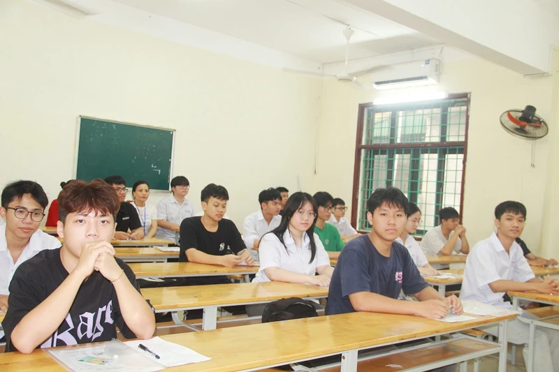 98,39% thí sinh Thanh Hóa đến làm thủ tục đăng ký dự thi tốt nghiệp THPT năm 2026
