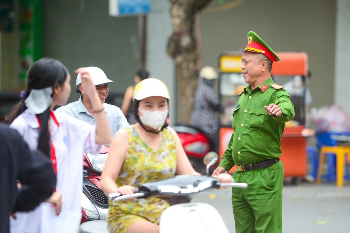 Thí sinh Thanh Hóa hào hứng bước vào kỳ thi tốt nghiệp THPT năm 2026