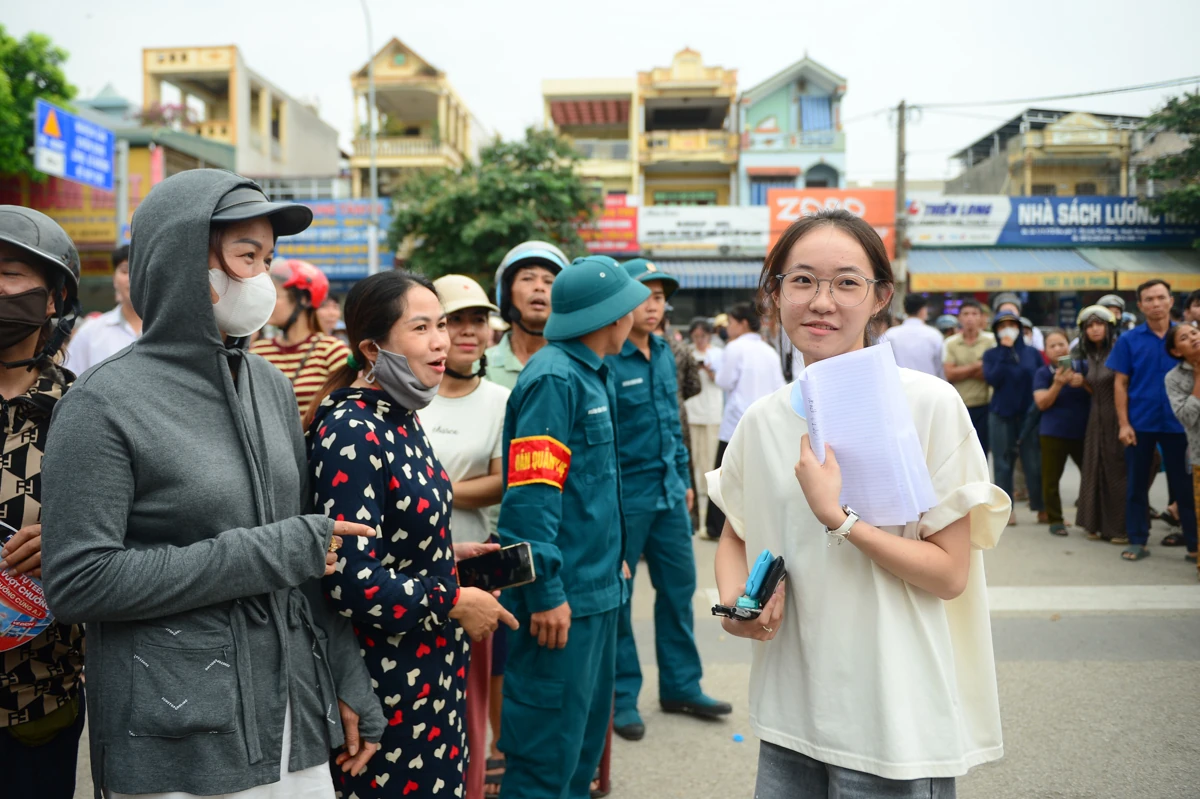 Kết thúc ngày thi đầu tiên: Thí sinh tự tin với đề Toán, sẵn sàng cho môn thi cuối cùng