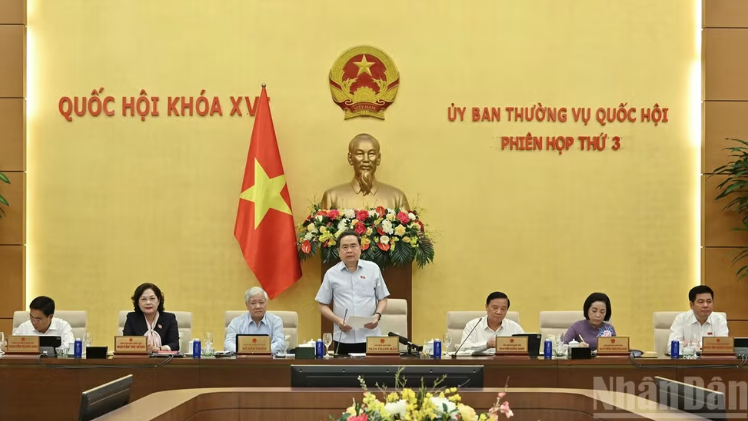 Khai mạc Phiên họp thứ 3 của Ủy ban Thường vụ Quốc hội