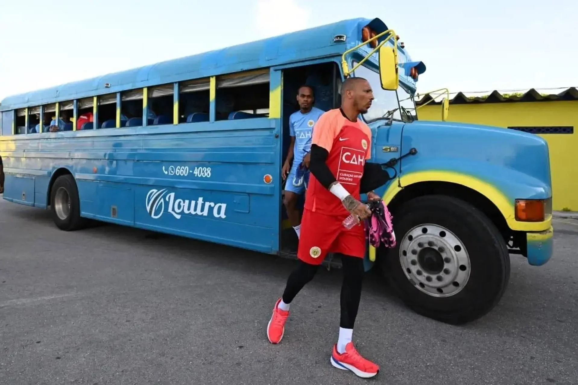 Dembele chấn chỉnh Mbappe trước World Cup; U19 Việt Nam sáng cửa vào bán kết U19 Đông Nam Á
