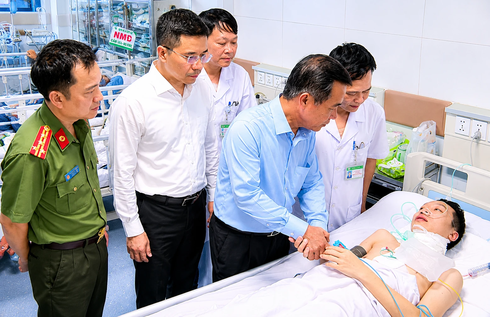Cán bộ Công an bị trọng thương khi đấu tranh với tội phạm ma túy