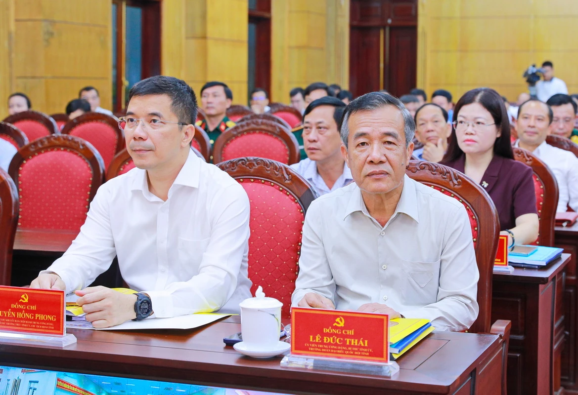 Hơn 40 nghìn đại biểu tham gia hội nghị quán triệt các nghị quyết, chỉ thị của Trung ương và của tỉnh