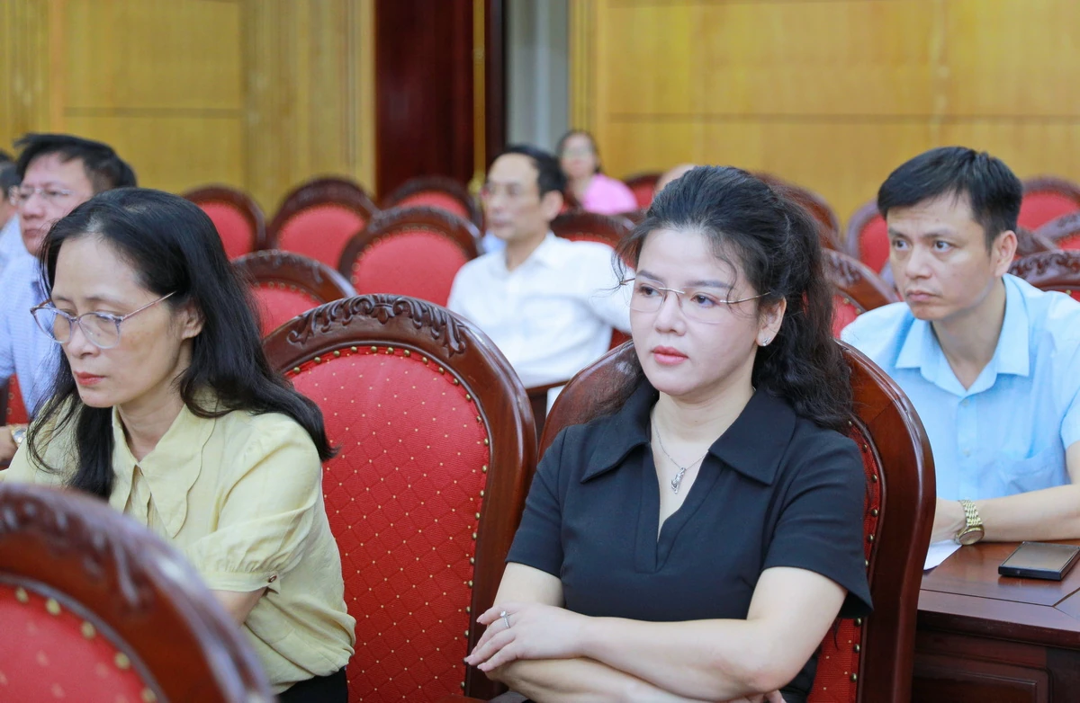 Hơn 40 nghìn đại biểu tham gia hội nghị quán triệt các nghị quyết, chỉ thị của Trung ương và của tỉnh