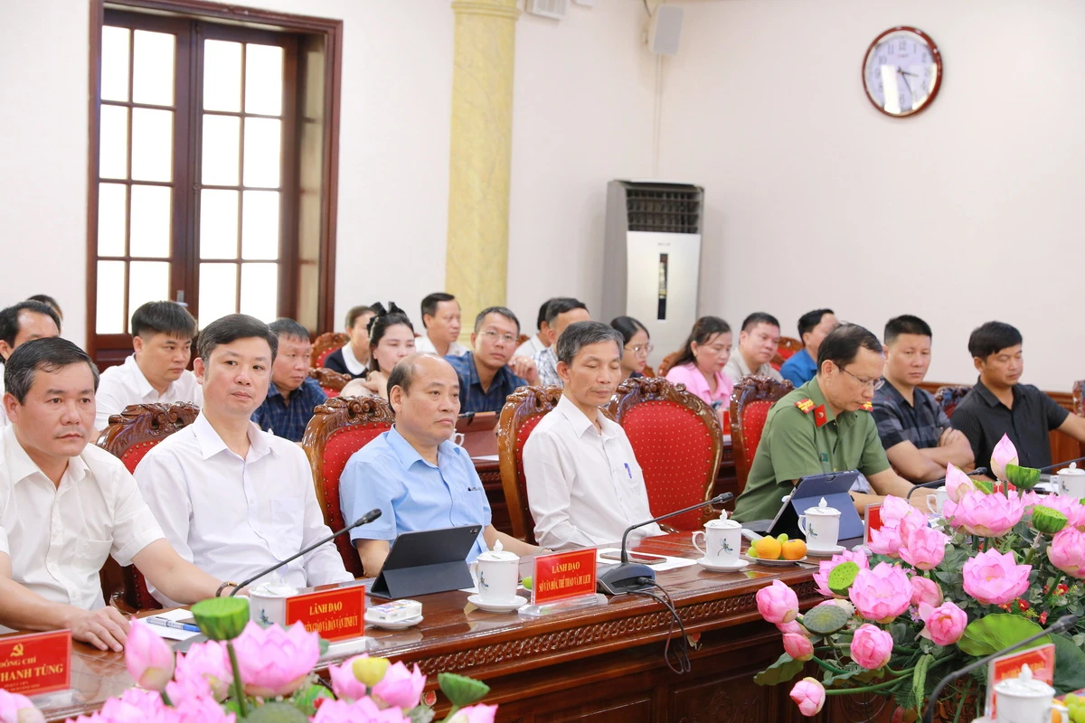 Thường trực Tỉnh ủy gặp mặt các cơ quan báo chí nhân kỷ niệm 101 năm Ngày Báo chí Cách mạng Việt Nam