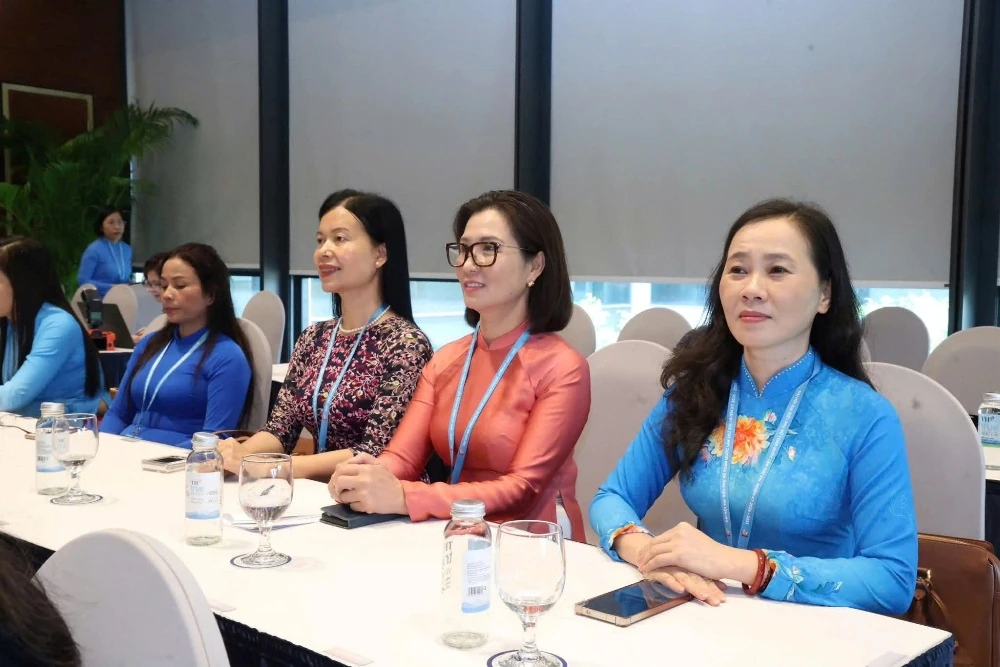 Đoàn đại biểu phụ nữ Thanh Hóa tham gia nhiều hoạt động tại Đại hội đại biểu Phụ nữ toàn quốc lần thứ XIV